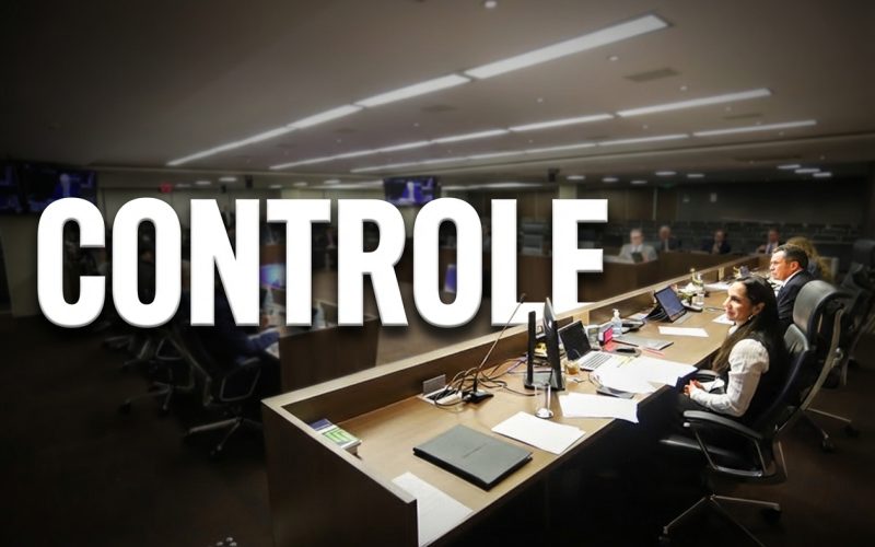 O Futuro do Dinheiro: A Promessa de Eficiência das CBDCs Esconde o Risco do Controle Total?